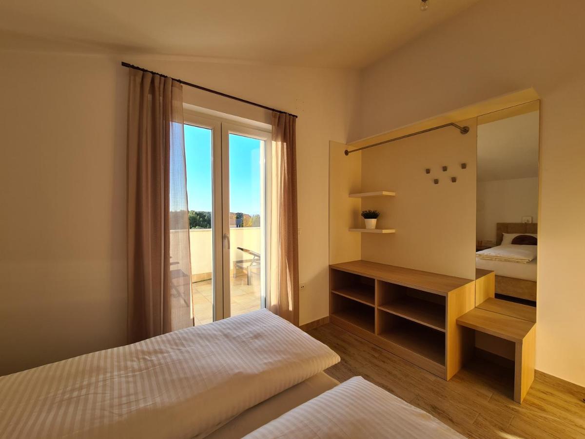 Orkula Apartments Pašman 외부 사진