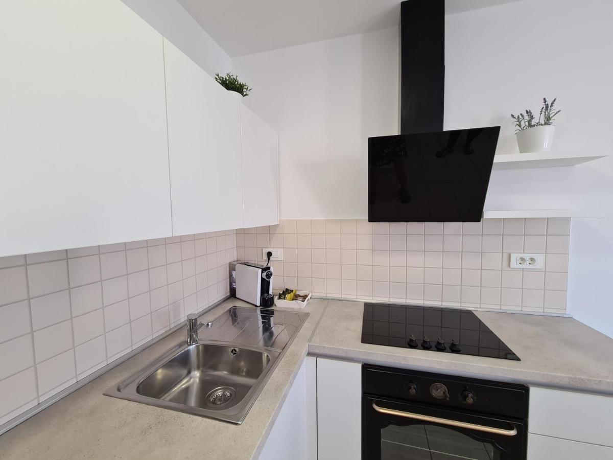 Orkula Apartments Pašman 외부 사진