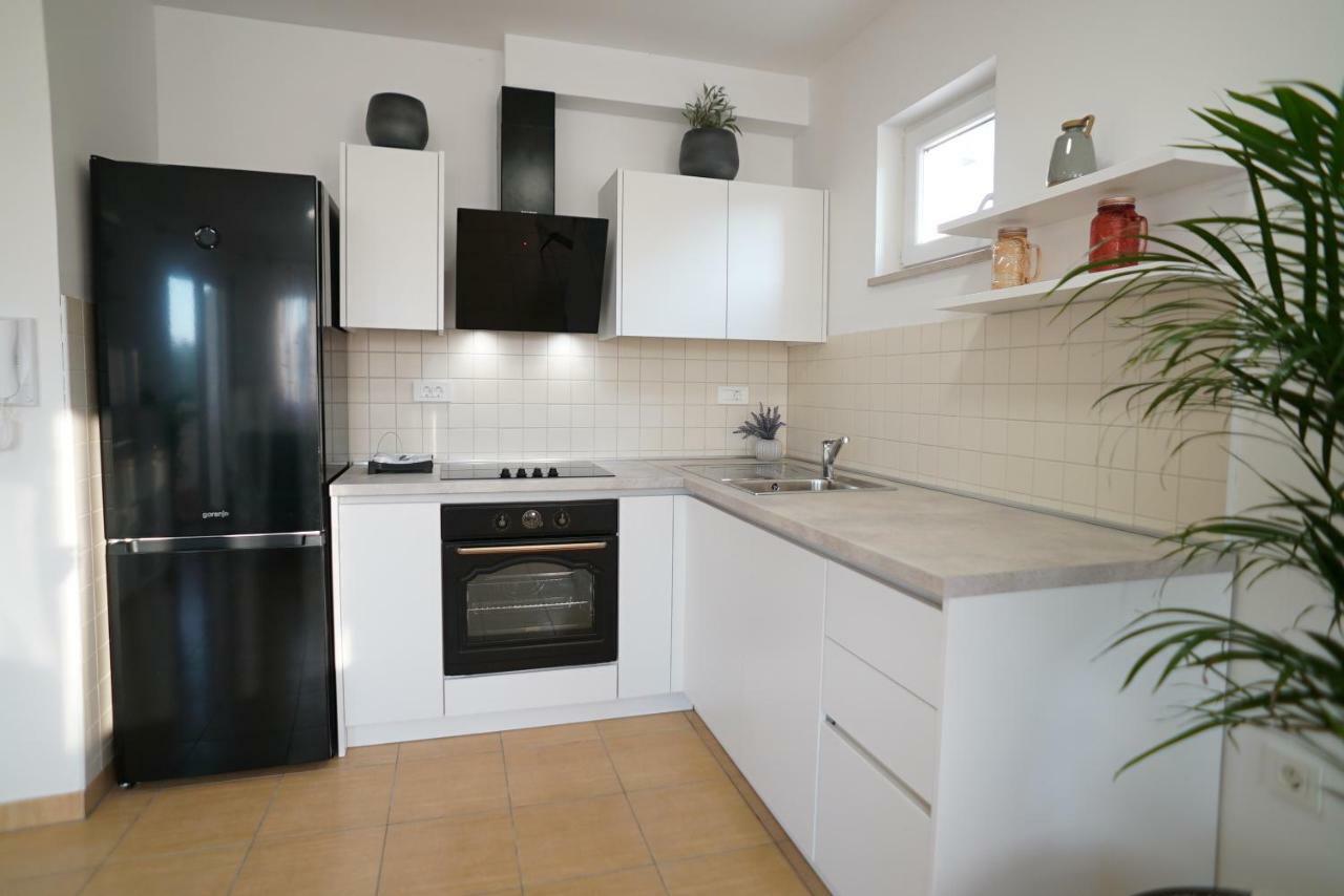 Orkula Apartments Pašman 외부 사진